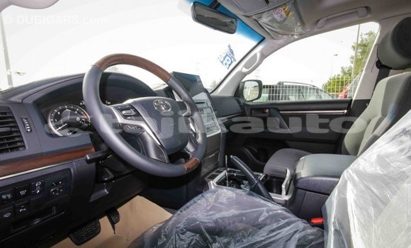 Buy Import Toyota Land Cruiser White Car in Import - Dubai in Dushanbe Buy Import Toyota Land Cruiser White Car in Import - Dubai in Dushanbe