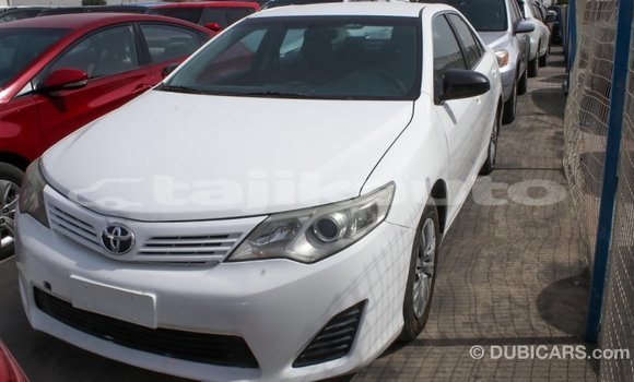 Buy Import Toyota Camry White Car in Import - Dubai in Dushanbe Buy Import Toyota Camry White Car in Import - Dubai in Dushanbe