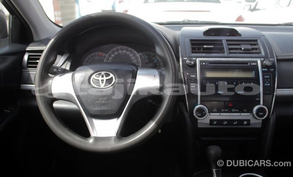 Buy Import Toyota Camry White Car in Import - Dubai in Dushanbe Buy Import Toyota Camry White Car in Import - Dubai in Dushanbe
