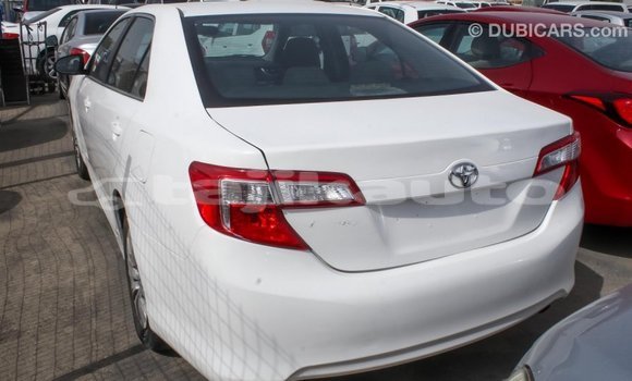 Buy Import Toyota Camry White Car in Import - Dubai in Dushanbe Buy Import Toyota Camry White Car in Import - Dubai in Dushanbe