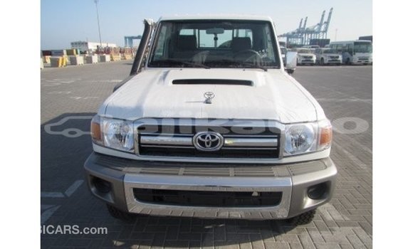 Buy Import Toyota Land Cruiser White Car in Import - Dubai in Dushanbe Buy Import Toyota Land Cruiser White Car in Import - Dubai in Dushanbe