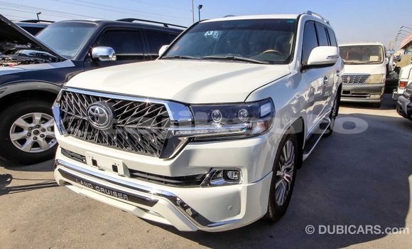 Buy Import Toyota Land Cruiser White Car in Import - Dubai in Dushanbe Buy Import Toyota Land Cruiser White Car in Import - Dubai in Dushanbe