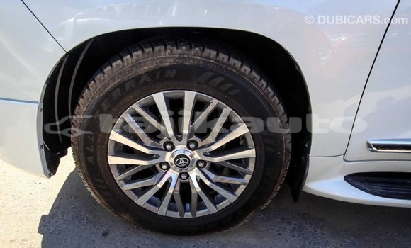 Buy Import Toyota Land Cruiser White Car in Import - Dubai in Dushanbe Buy Import Toyota Land Cruiser White Car in Import - Dubai in Dushanbe