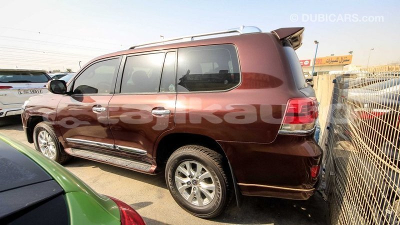 Big with watermark toyota land cruiser dushanbe import dubai 1425
