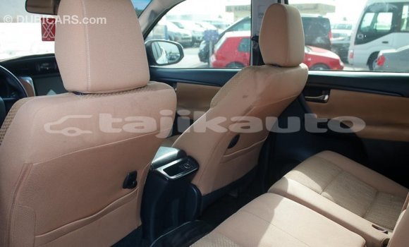 Buy Import Toyota Fortuner White Car in Import - Dubai in Dushanbe Buy Import Toyota Fortuner White Car in Import - Dubai in Dushanbe