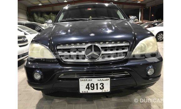 Buy Import Mercedes-Benz 190 (W201) Blue Car in Import - Dubai in Dushanbe Buy Import Mercedes-Benz 190 (W201) Blue Car in Import - Dubai in Dushanbe