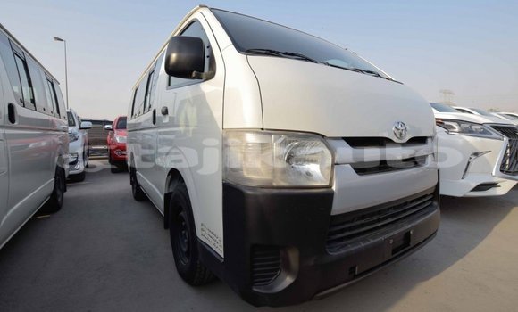 Buy Import Toyota Hiace White Car in Import - Dubai in Dushanbe Buy Import Toyota Hiace White Car in Import - Dubai in Dushanbe