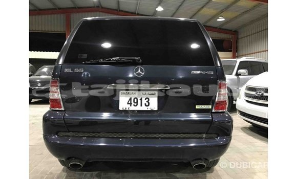 Buy Import Mercedes-Benz 190 (W201) Blue Car in Import - Dubai in Dushanbe Buy Import Mercedes-Benz 190 (W201) Blue Car in Import - Dubai in Dushanbe