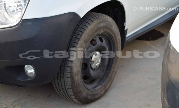 Buy Import Renault Duster White Car in Import - Dubai in Dushanbe Buy Import Renault Duster White Car in Import - Dubai in Dushanbe