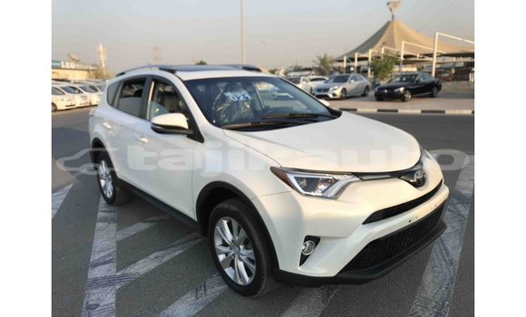 Buy Import Toyota 4Runner White Car in Import - Dubai in Dushanbe Buy Import Toyota 4Runner White Car in Import - Dubai in Dushanbe