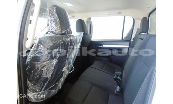 Buy Import Toyota Hilux White Car in Import - Dubai in Dushanbe Buy Import Toyota Hilux White Car in Import - Dubai in Dushanbe
