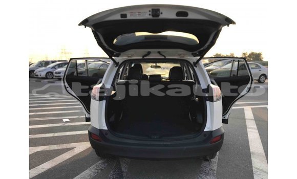 Buy Import Toyota 4Runner White Car in Import - Dubai in Dushanbe Buy Import Toyota 4Runner White Car in Import - Dubai in Dushanbe