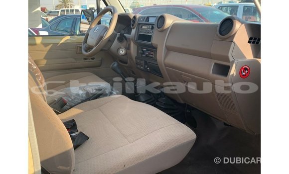 Buy Import Toyota Land Cruiser Beige Car in Import - Dubai in Dushanbe Buy Import Toyota Land Cruiser Beige Car in Import - Dubai in Dushanbe