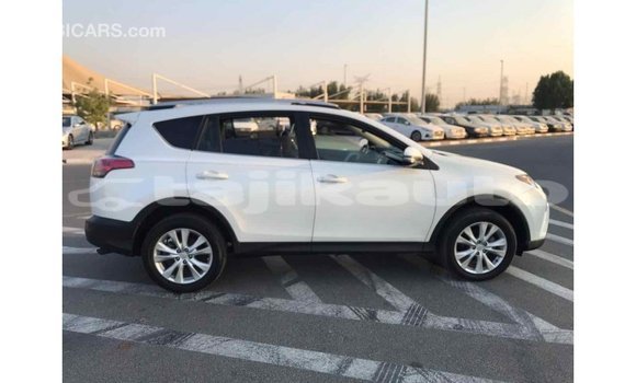 Buy Import Toyota 4Runner White Car in Import - Dubai in Dushanbe Buy Import Toyota 4Runner White Car in Import - Dubai in Dushanbe