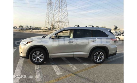 Buy Import Toyota Highlander Other Car in Import - Dubai in Dushanbe Buy Import Toyota Highlander Other Car in Import - Dubai in Dushanbe