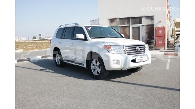 Big with watermark toyota land cruiser dushanbe import dubai 1531