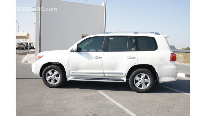 Big with watermark toyota land cruiser dushanbe import dubai 1531
