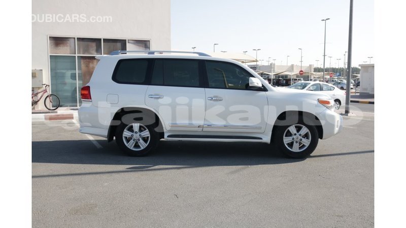 Big with watermark toyota land cruiser dushanbe import dubai 1531