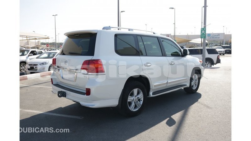 Big with watermark toyota land cruiser dushanbe import dubai 1531