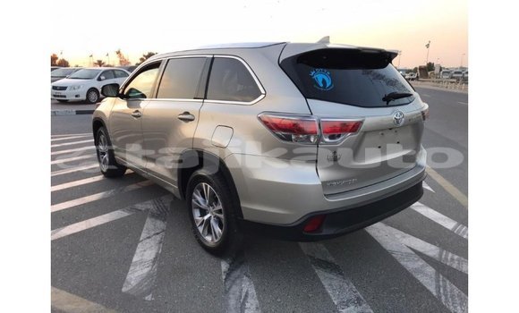 Buy Import Toyota Highlander Other Car in Import - Dubai in Dushanbe Buy Import Toyota Highlander Other Car in Import - Dubai in Dushanbe