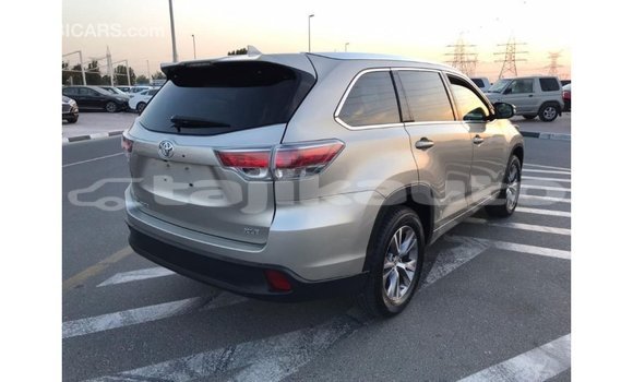 Buy Import Toyota Highlander Other Car in Import - Dubai in Dushanbe Buy Import Toyota Highlander Other Car in Import - Dubai in Dushanbe