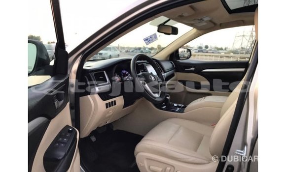 Buy Import Toyota Highlander Other Car in Import - Dubai in Dushanbe Buy Import Toyota Highlander Other Car in Import - Dubai in Dushanbe