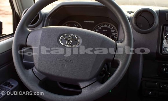 Buy Import Toyota Land Cruiser White Car in Import - Dubai in Dushanbe Buy Import Toyota Land Cruiser White Car in Import - Dubai in Dushanbe