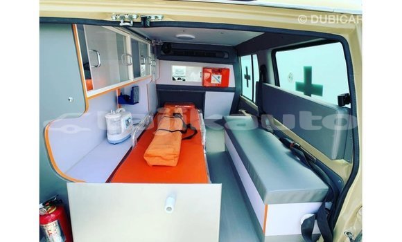 Buy Import Toyota Land Cruiser Beige Car in Import - Dubai in Dushanbe Buy Import Toyota Land Cruiser Beige Car in Import - Dubai in Dushanbe