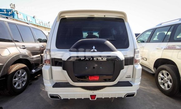 Buy Import Mitsubishi Pajero White Car in Import - Dubai in Dushanbe Buy Import Mitsubishi Pajero White Car in Import - Dubai in Dushanbe