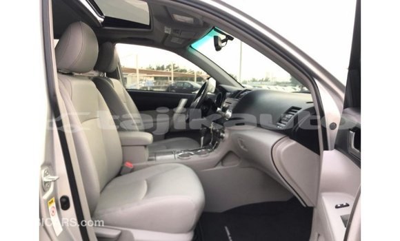 Buy Import Toyota Highlander Other Car in Import - Dubai in Dushanbe Buy Import Toyota Highlander Other Car in Import - Dubai in Dushanbe