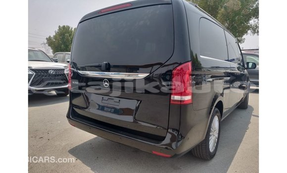 Buy Import Mercedes-Benz 250 Black Car in Import - Dubai in Dushanbe Buy Import Mercedes-Benz 250 Black Car in Import - Dubai in Dushanbe