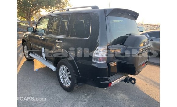 Buy Import Mitsubishi Pajero Black Car in Import - Dubai in Dushanbe Buy Import Mitsubishi Pajero Black Car in Import - Dubai in Dushanbe