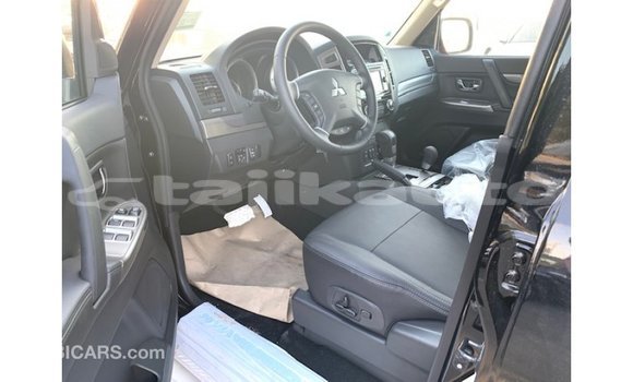 Buy Import Mitsubishi Pajero Black Car in Import - Dubai in Dushanbe Buy Import Mitsubishi Pajero Black Car in Import - Dubai in Dushanbe