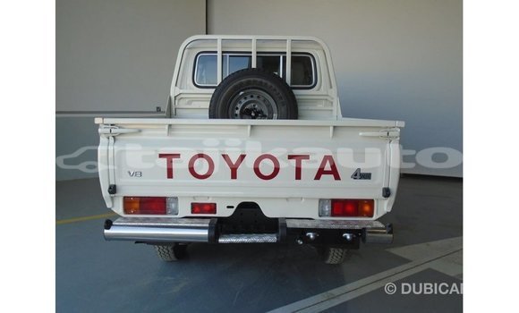 Buy Import Toyota Land Cruiser White Car in Import - Dubai in Dushanbe Buy Import Toyota Land Cruiser White Car in Import - Dubai in Dushanbe