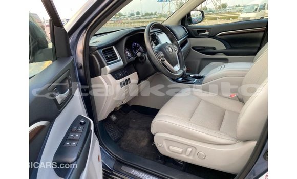 Buy Import Toyota Highlander Blue Car in Import - Dubai in Dushanbe Buy Import Toyota Highlander Blue Car in Import - Dubai in Dushanbe