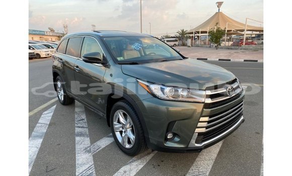Buy Import Toyota Highlander Green Car in Import - Dubai in Dushanbe Buy Import Toyota Highlander Green Car in Import - Dubai in Dushanbe
