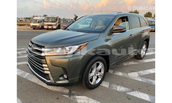 Buy Import Toyota Highlander Green Car in Import - Dubai in Dushanbe Buy Import Toyota Highlander Green Car in Import - Dubai in Dushanbe