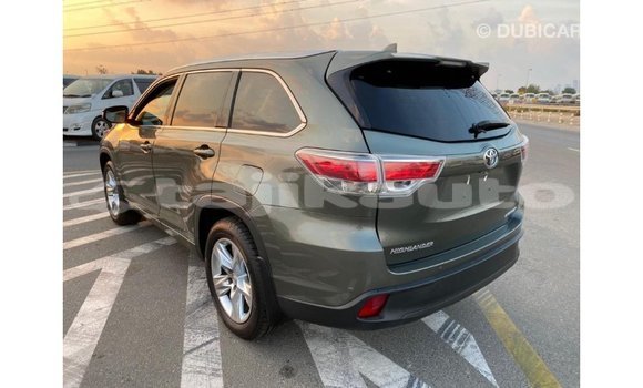 Buy Import Toyota Highlander Green Car in Import - Dubai in Dushanbe Buy Import Toyota Highlander Green Car in Import - Dubai in Dushanbe