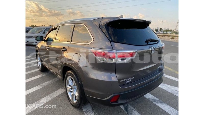 Big with watermark toyota highlander dushanbe import dubai 1691