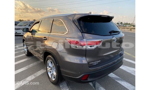 Buy Import Toyota Highlander Other Car in Import - Dubai in Dushanbe Buy Import Toyota Highlander Other Car in Import - Dubai in Dushanbe