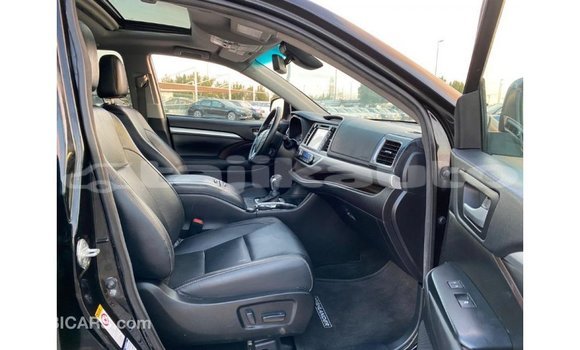 Buy Import Toyota Highlander Other Car in Import - Dubai in Dushanbe Buy Import Toyota Highlander Other Car in Import - Dubai in Dushanbe