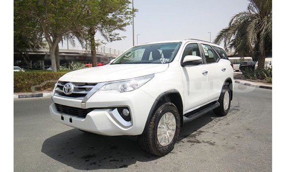 Buy Import Toyota Fortuner White Car in Import - Dubai in Dushanbe Buy Import Toyota Fortuner White Car in Import - Dubai in Dushanbe