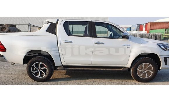 Buy Import Toyota Hilux White Car in Import - Dubai in Dushanbe Buy Import Toyota Hilux White Car in Import - Dubai in Dushanbe