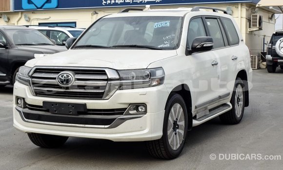 Buy Import Toyota Land Cruiser White Car in Import - Dubai in Dushanbe Buy Import Toyota Land Cruiser White Car in Import - Dubai in Dushanbe