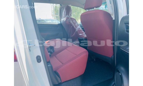 Buy Import Toyota Hilux White Car in Import - Dubai in Dushanbe Buy Import Toyota Hilux White Car in Import - Dubai in Dushanbe