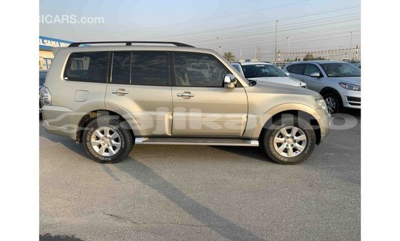 Buy Import Mitsubishi Pajero Other Car in Import - Dubai in Dushanbe Buy Import Mitsubishi Pajero Other Car in Import - Dubai in Dushanbe