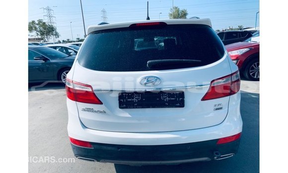 Buy Import Hyundai Santa Fe White Car in Import - Dubai in Dushanbe Buy Import Hyundai Santa Fe White Car in Import - Dubai in Dushanbe