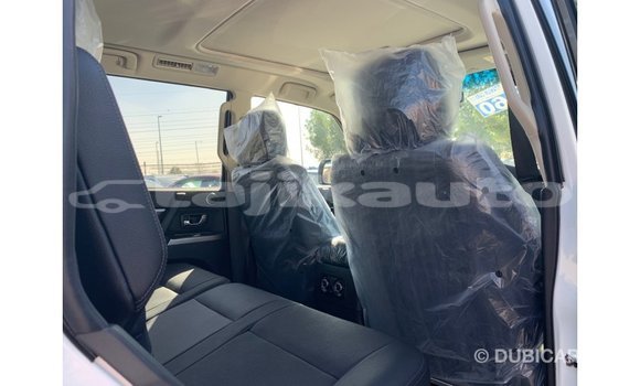 Buy Import Mitsubishi Pajero White Car in Import - Dubai in Dushanbe Buy Import Mitsubishi Pajero White Car in Import - Dubai in Dushanbe