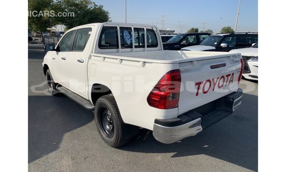 Buy Import Toyota Hilux White Car in Import - Dubai in Dushanbe Buy Import Toyota Hilux White Car in Import - Dubai in Dushanbe