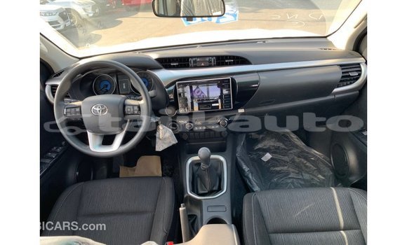 Buy Import Toyota Hilux White Car in Import - Dubai in Dushanbe Buy Import Toyota Hilux White Car in Import - Dubai in Dushanbe